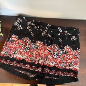 NWOT! LOFT Paisley Short